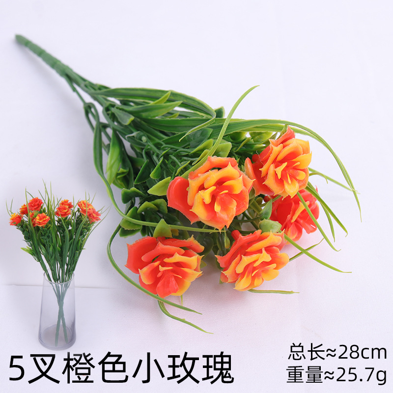 Simulación de plantas verdes flores falsas mano