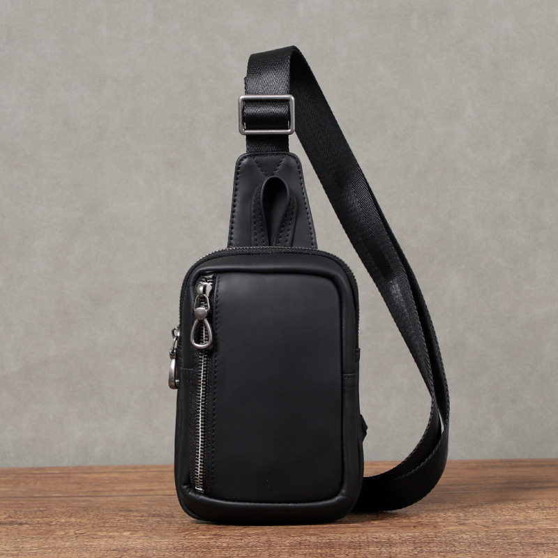 Túi đeo chéo nam mini da bò lớp đầu 13x5x19 cm — Màu đen