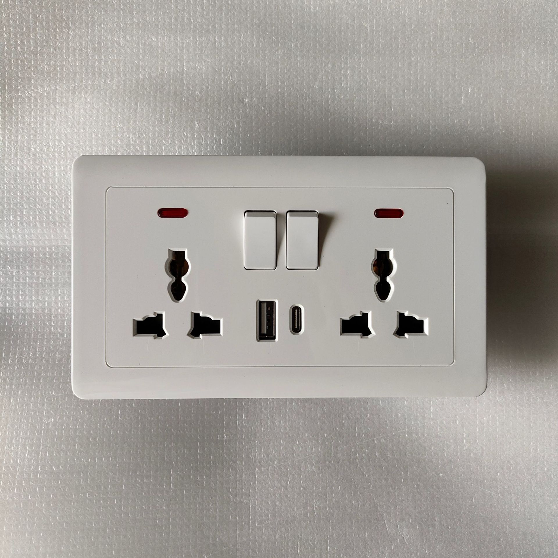 Panel de interruptor de comercio exterior toma de corriente doméstica 86 tipo panel de montaje oculto británico de cinco agujeros pared switch toma USB