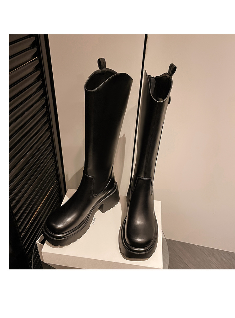 Boot nữ cổ cao mũi tròn gót vuông dày 9 cm, phong cách kỵ sĩ V-cut — Ống lớn màu nâu sẫm lót một lớp chi tiết 30