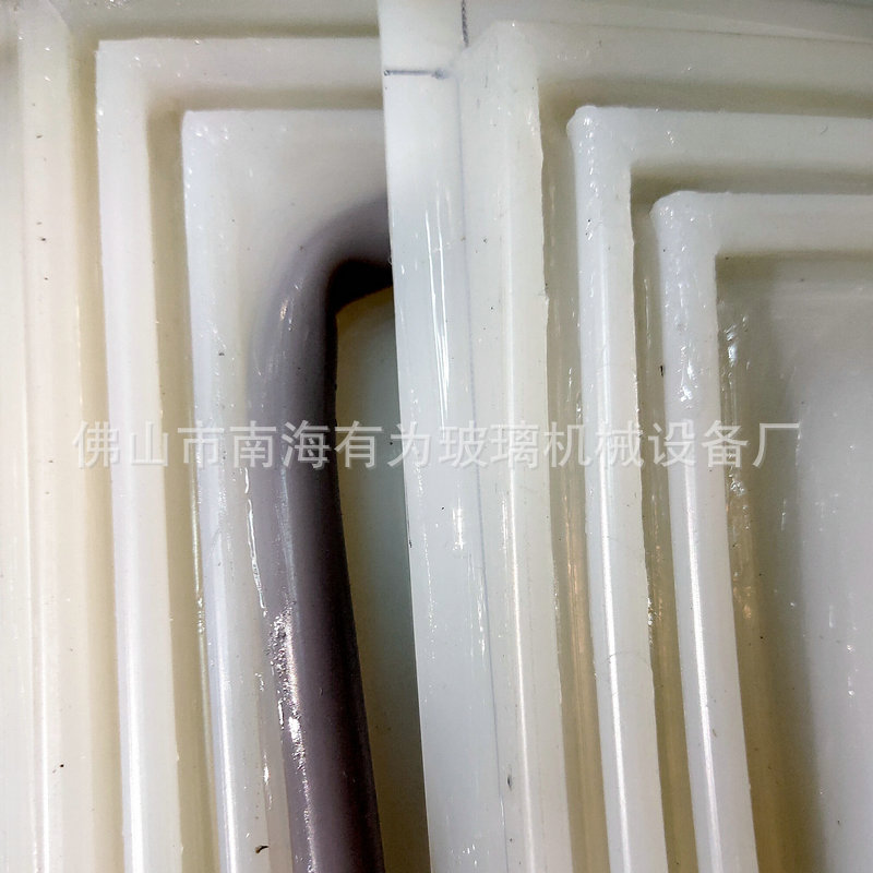 山型硅胶扣