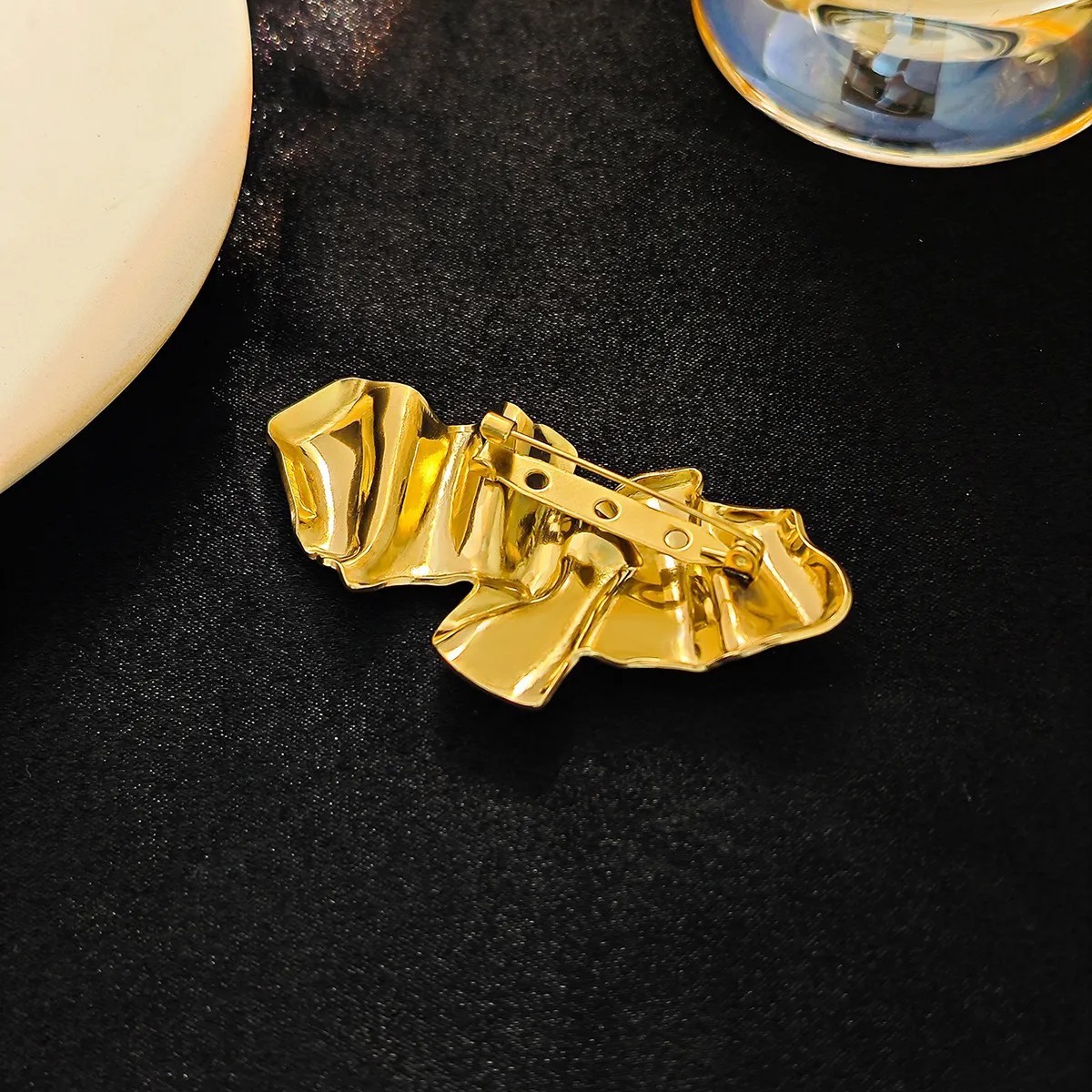 Broche en alliage irrégulier à effet froissé, style bouton décoratif tissé, très populaire à l'international. Accessoires pour col de chemise._voghion.com