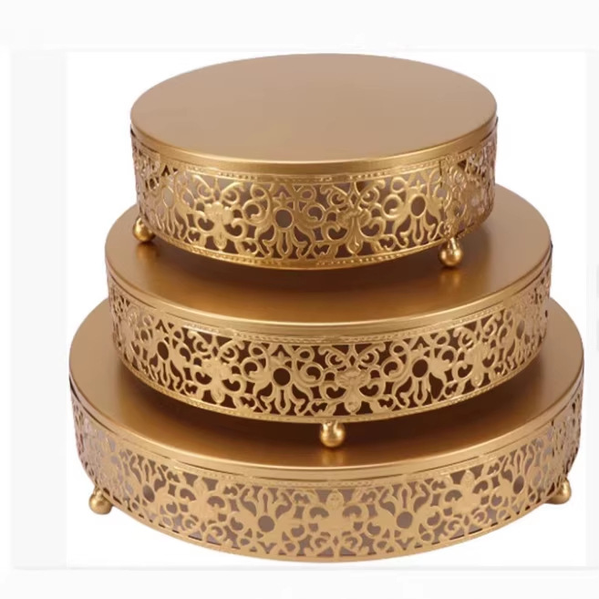 Espejo cruzado europeo creativo dorado hueco soporte para pasteles, cuentas de hierro, accesorios de boda, mesa de postres, decoración, soporte para pasteles de dim sum image 3