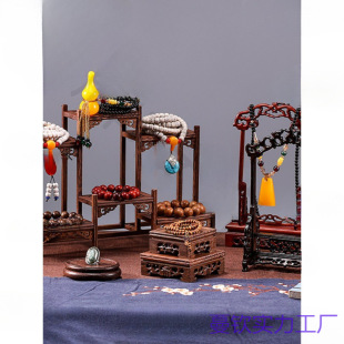 ����չʾ�ܵ����u��ľ����������Ʒ�朔[������ʯ��������ִ�