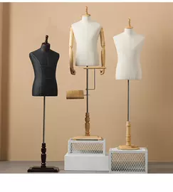 模特;其它服装展示