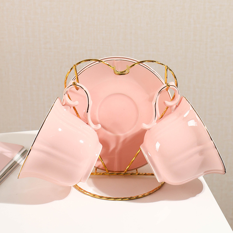 Taza de café y platillo traje estilo europeo Luz de lujo taza de café simple taza de té juego de té de cerámica taza de té negro té de la tarde estante de entrega