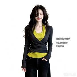 假两件长袖t恤独特漂亮灰色衣服小衫女装春秋季新款显瘦挂脖上衣