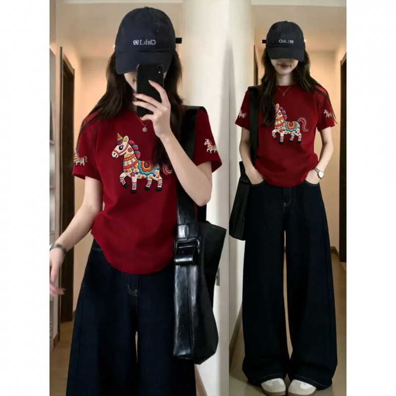2026 New Style Pure Cotton Burgundy Pony Print Short-Sleeve T-Shirt for Men and Women, Plus Size, Flattering, Stylish Round Neck, Straight Shoulder