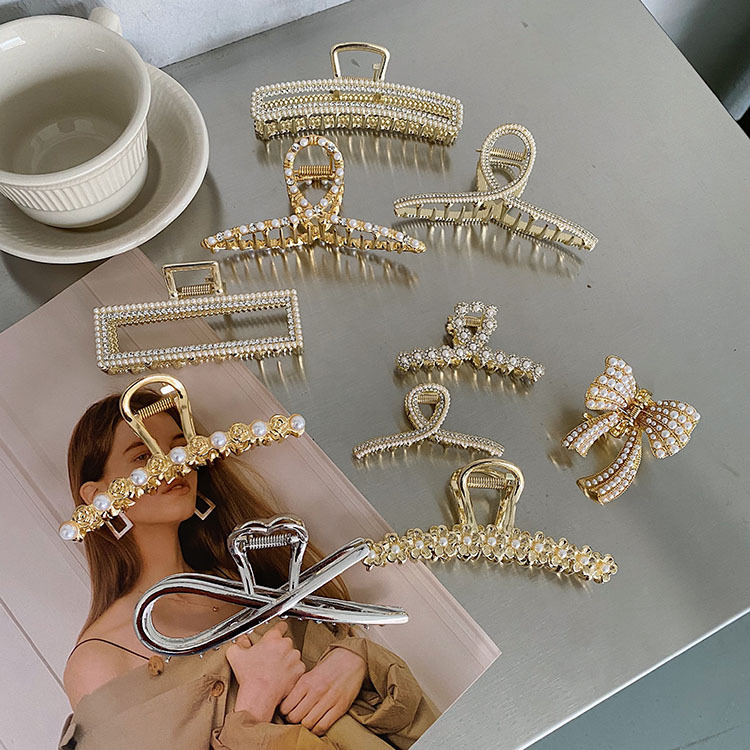 20g Weight Wedding Occasion Alloy Material Geometric Pattern Women'S Gender Plating Design Gold, Silver Color Korean Alloy Pearl Rhinestone Grab Clip 4