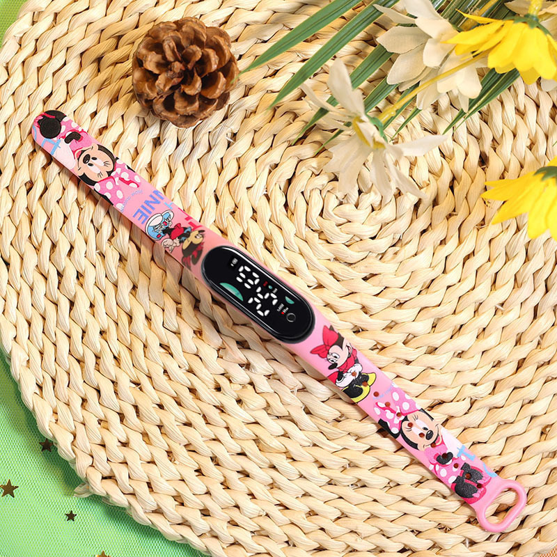 2024 explosión de chatarra oso de café M9 impresión pulsera relojes de pulsera niños estudiantes moda lindo reloj electrónico LED