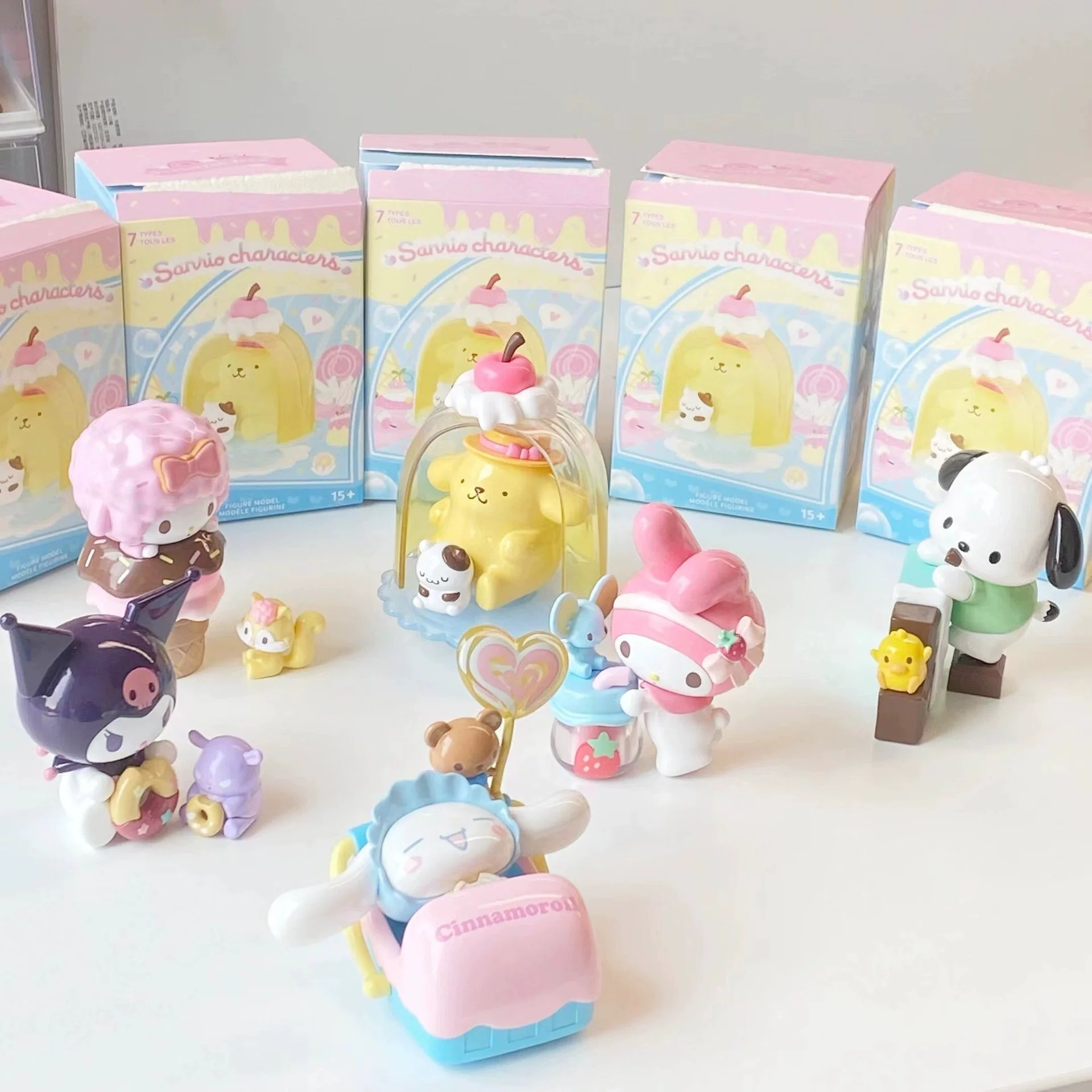LED Night Light Ornament Sanrio, moon-shaped cute characters, glowing bedside gift