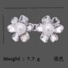 Six petals and one pearl silver