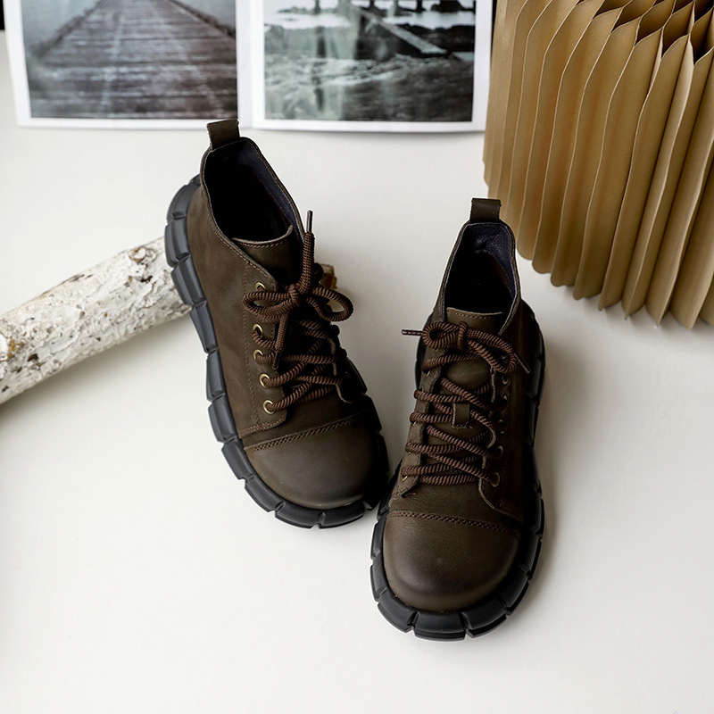 Leather Craftsman's Design: Genuine Leather Round-Toe High-Heeled Boots, Autumn Stylish Thick-Soled Casual Single Boots, Martin Boots Leather Craftsman's Design: Genuine Leather Round-Toe High-Heeled Boots, Autumn Stylish Thick-Soled Casual Single Boots, Martin Boots