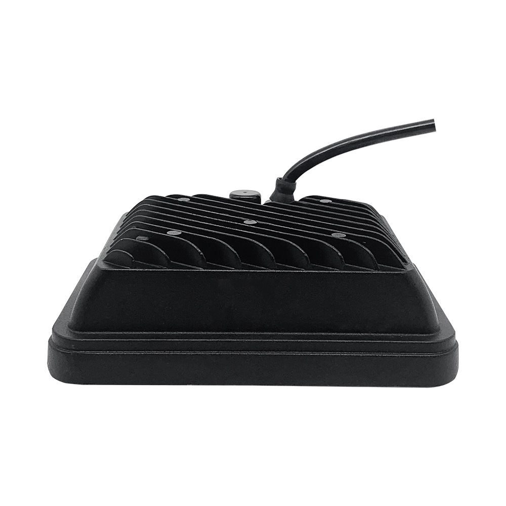 Camión de luz LED Spotlight Super brillante luz de marcha atrás coche modificación faro fuerte luz antiniebla 24V