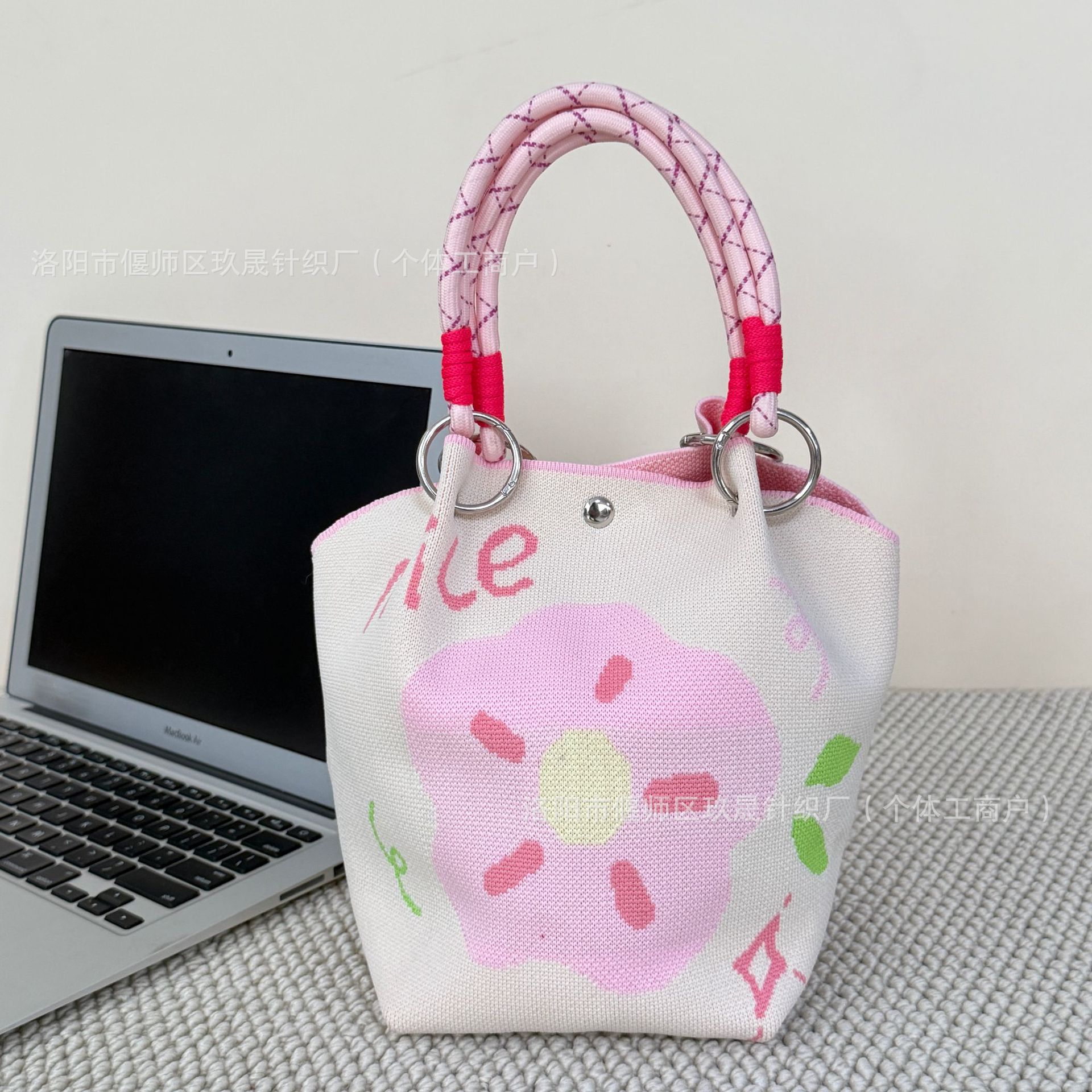 2026 primavera y verano nuevo bolso de cubo de pintura creativo portátil gran espacio de aire de dopamina alta sensación mochila image 7