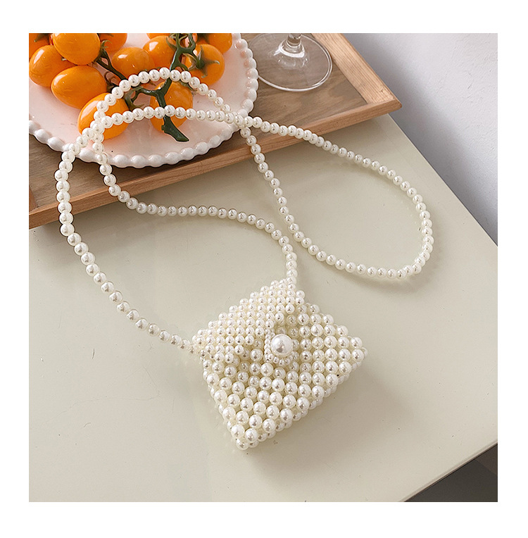Kid's Small Pvc Solid Color Cute Pearls Square Flip Cover Crossbody Bag display picture 1