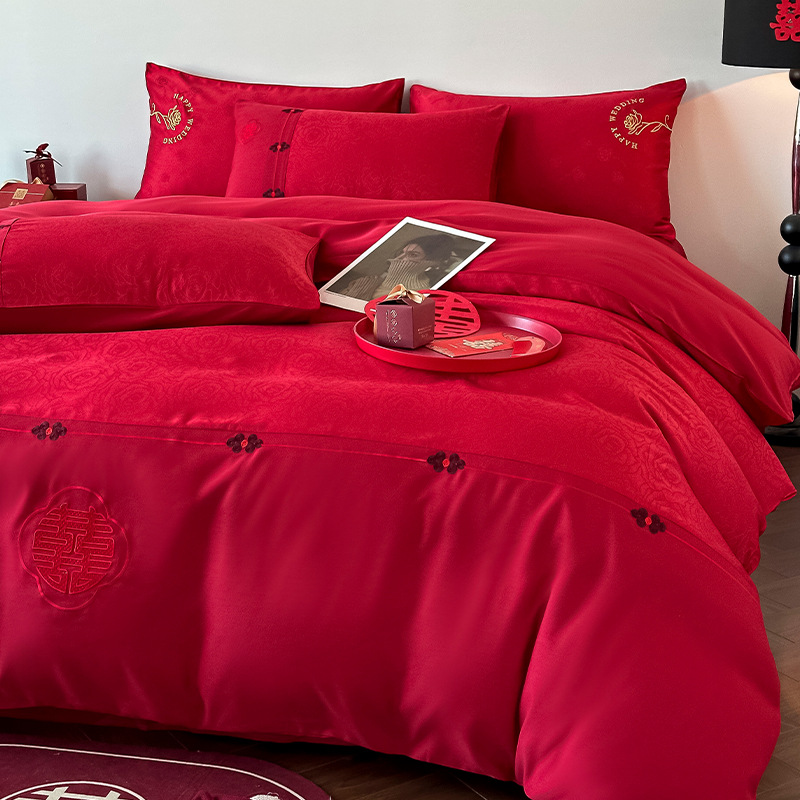 Juego de cuatro piezas de boda de alta gama, funda de edredón de algodón lavado rojo grande, sábana, sábana, ropa de cama para bodas