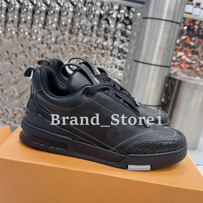 In-Stock 2025 New Guangzhou Boutique Shoes for Men and Women, Flat Running Casual Shoes, Colorful Trendy Versatile