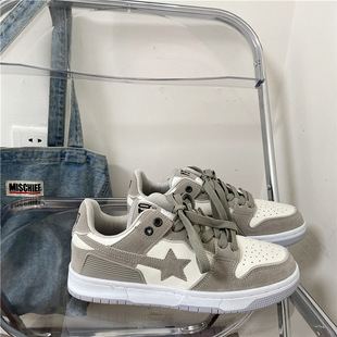 K-Style of Men's and Women's Casual Couple Sneakers Trendy 2025 New Harajuku Ulzzang Street Shooting Low-Top Moral Training Sneakers