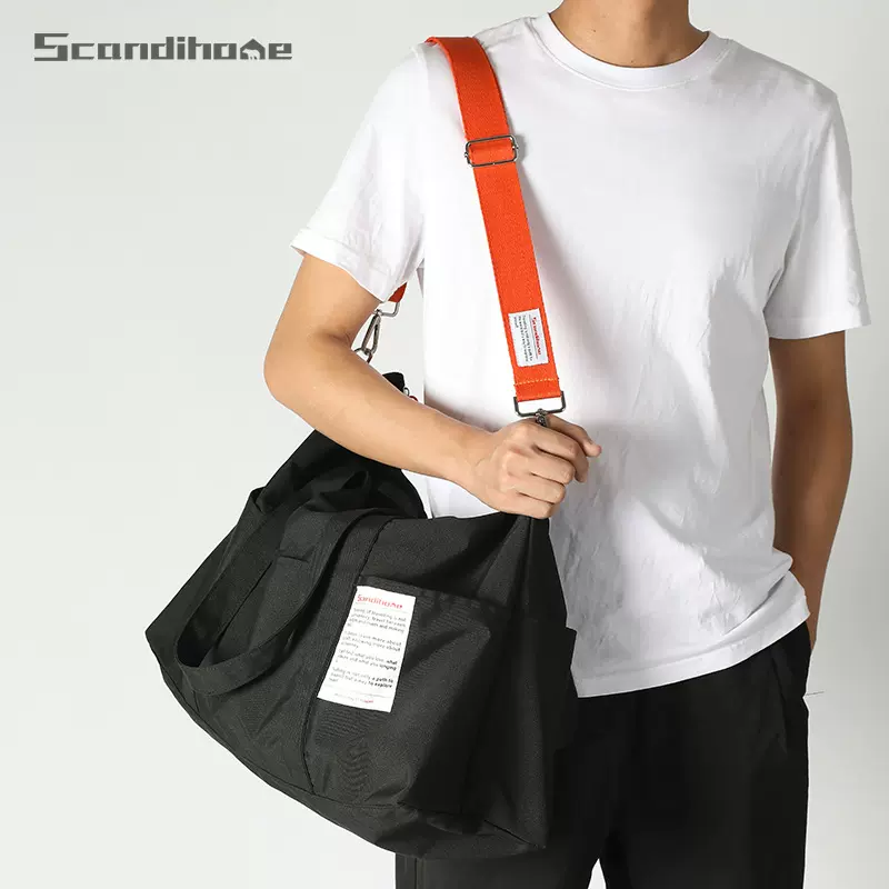 时尚休闲大容量旅行包防泼水尼龙耐磨单肩斜跨旅行收纳潮款男女