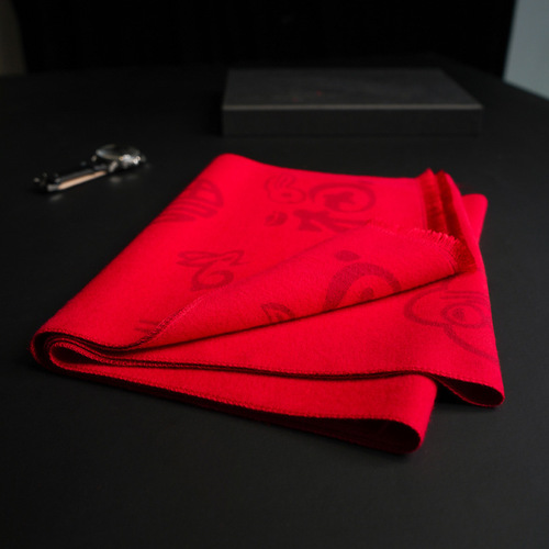 Middle-aged and elderly mothers imitation cashmere red scarf for men and women in winter big red Chinese red zodiac year of the rabbit shawl