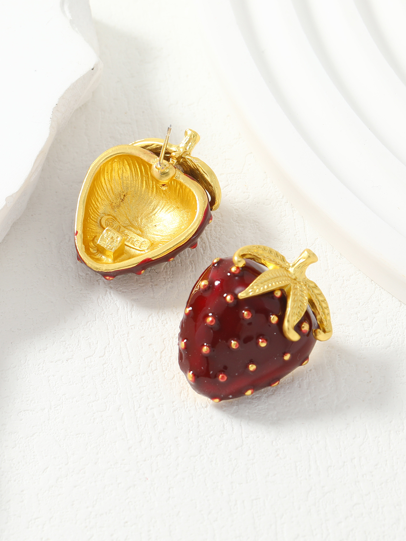 Fruit, Strawberry Pattern 1 Pair Cute Retro Fruit Strawberry Alloy Women's Earrings Ear Studs