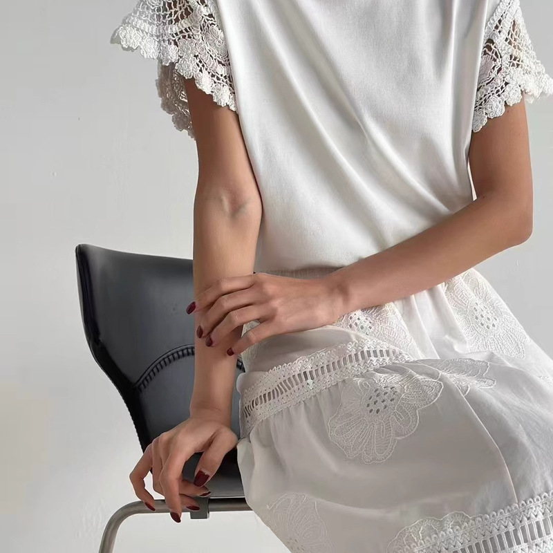 In-Stock Special Price Summer New Korean Dongdaemun Lace Cuff Design Round Neck Short-Sleeve T-Shirt for Women