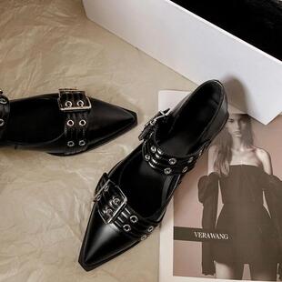 V 75375 Metal buckle pointed mary jane shoes ���ٿۼ��^����