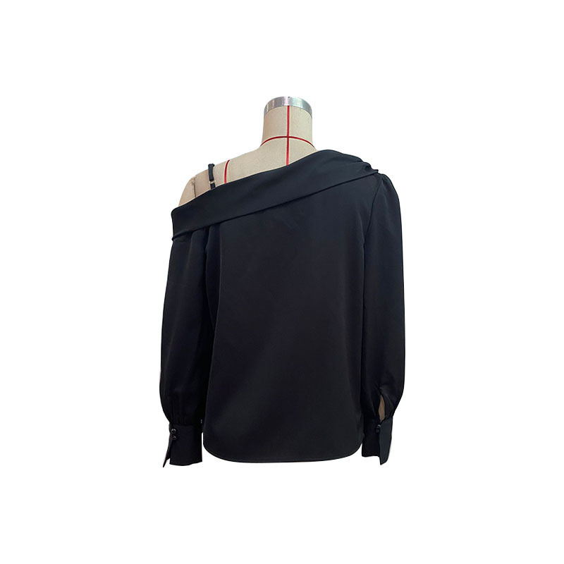 Camicia a maniche lunghe con spalle scoperte irregolari e tinta unita_voghion.com