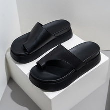 真皮平底凉拖鞋厚底松糕底女夹趾套趾外穿小码沙滩休闲时尚个性鞋