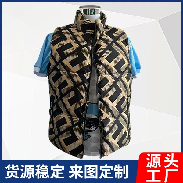 Retro diamond-patterned stand-collar down vest for men, autumn and winter Hong Kong style, thickened puffer vest with a fluffy design