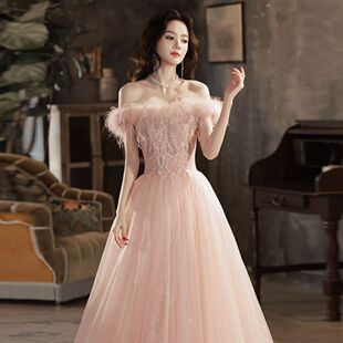 Pink feather off-shoulder feather evening dress 2024 spring new niche host birthday banquet dress