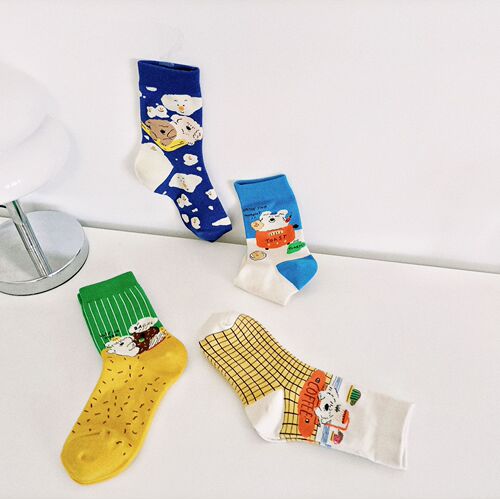 New autumn and winter cartoon creative puppy mid-calf socks cute Japanese plaid cotton socks for women Korean ins striped socks