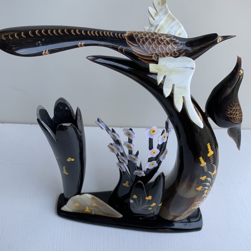 牛の角の工芸品は眉の先の牛の角の彫刻が好きです。|undefined