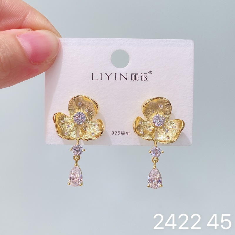 丽贝丽影欧美时尚大气重属个性冷淡风花朵几何耳环小众高级感耳饰|undefined