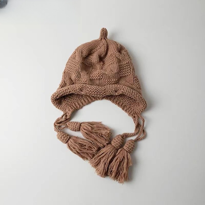 Plain tassel beanie - khaki