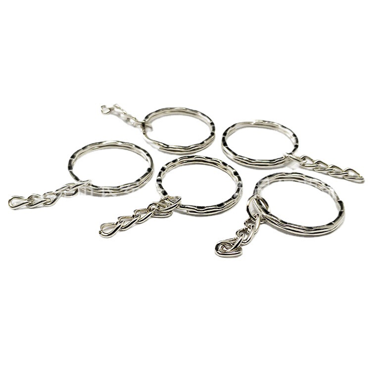 Wholesale 25mm Key Ring 4-Section Chain Hanging Buckle Metal Pendant Accessories Key Chain Open Ring Hanging Buckle Wholesale 25mm Key Ring 4-Section Chain Hanging Buckle Metal Pendant Accessories Key Chain Open Ring Hanging Buckle