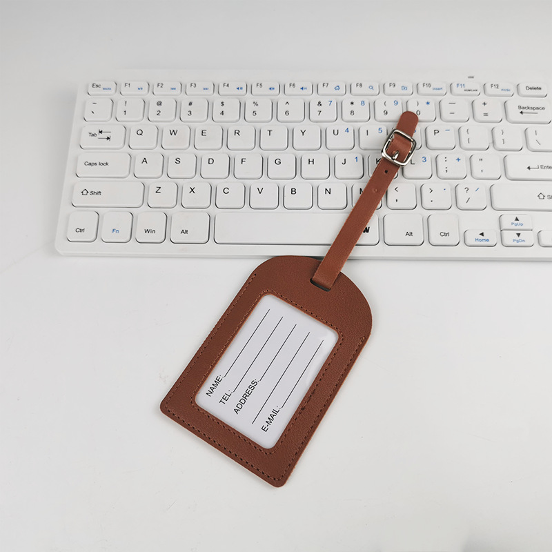 En stock al por mayor multi-Cubierta de la tarjeta de embarque de cuero de imitación de PU de color puede ser logotipo personalizado con correa de cordón Etiqueta de equipaje de papel de tarjeta