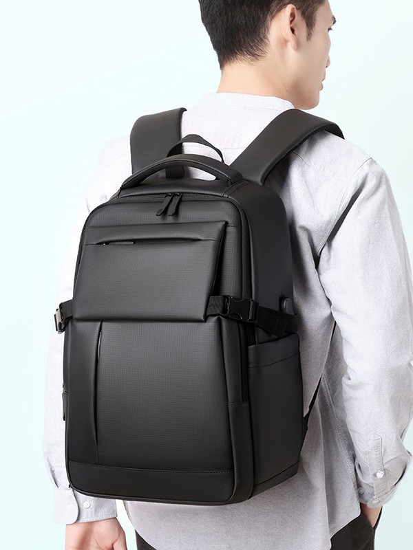 Mochila transfronteriza de nuevo estilo, bolso para computadora portátil de negocios para hombres, mochila de viaje de gran capacidad para estudiantes de ocio a prueba de salpicaduras de agua