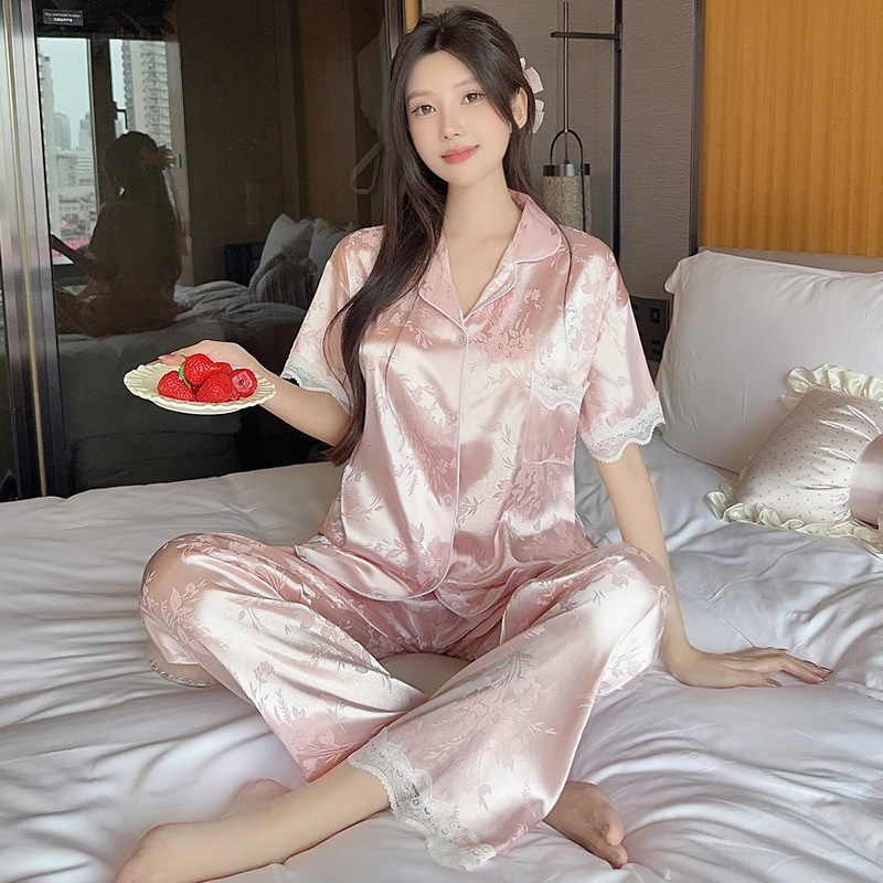 アイスシルク女性のパジャマ夏の新しいレトロなスタイルの花柄レースシルク半袖ホーム服 2 点セット卸売|undefined