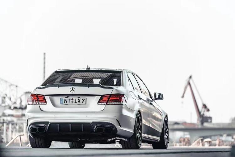 Suitable for Mercedes-Benz E-Class W212 Modification to E63 Front and Rear Bumpers, Carbon Fiber Front Lip, Side Skirts, Rear Lip, Rear Wing, and Hood