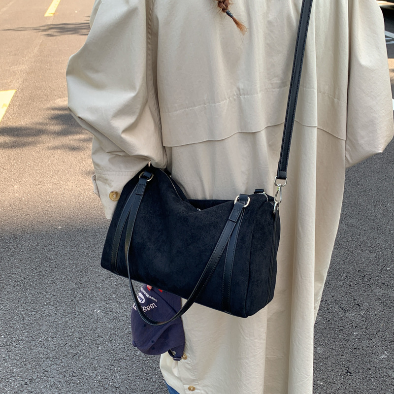 2025新款磨砂皮枕头包大容量托特女包通勤波士顿时尚单肩斜挎包|undefined