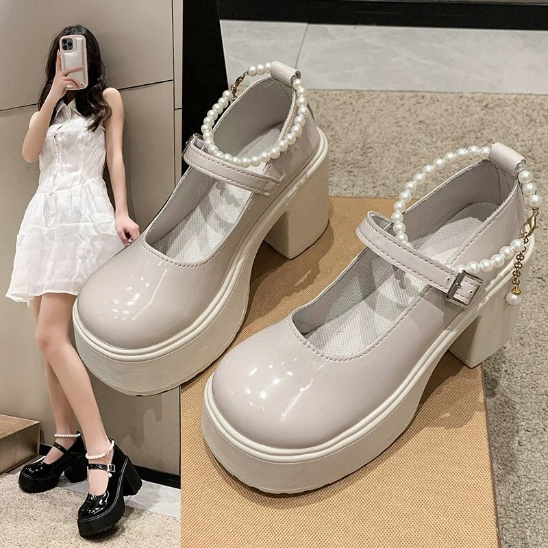 2025 новые летние стильные ретро водонепроницаемые туфли на платформе с высоким каблуком, однорядной пряжкой, толстым каблуком и жемчужной цепочкой, туфли Мэри Джейн для женщин