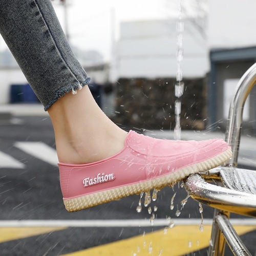 Japanese-style fashion rain boots for women, waterproof and slip-resistant, short-tube rain boots, low-top water boots, soft-soled kitchen shoes, suitable for spring and autumn, rubber shoes