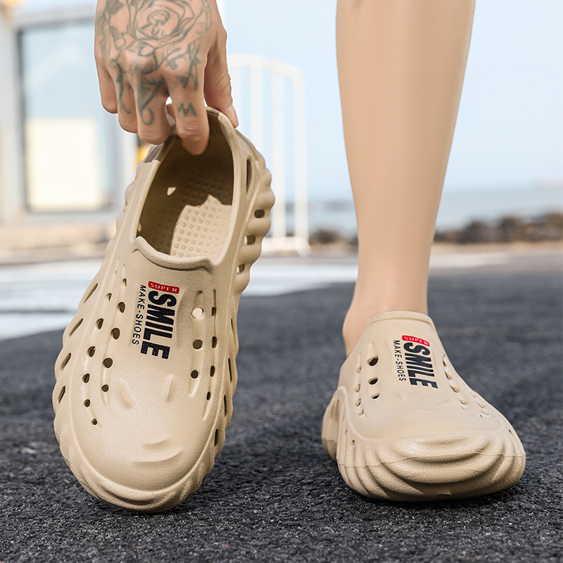 En nombre del verano nuevas zapatillas de moda al aire libre zapatos de vadeo antideslizantes zapatos de playa de todo fósforo zapatos de jardín EVA de suela blanda hombres