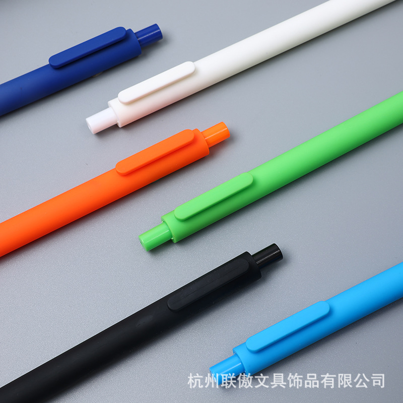 Simple color sólido bolígrafo color caramelo impresión creativa logotipo publicidad pluma prensa gel pluma de agua en stock al por mayor