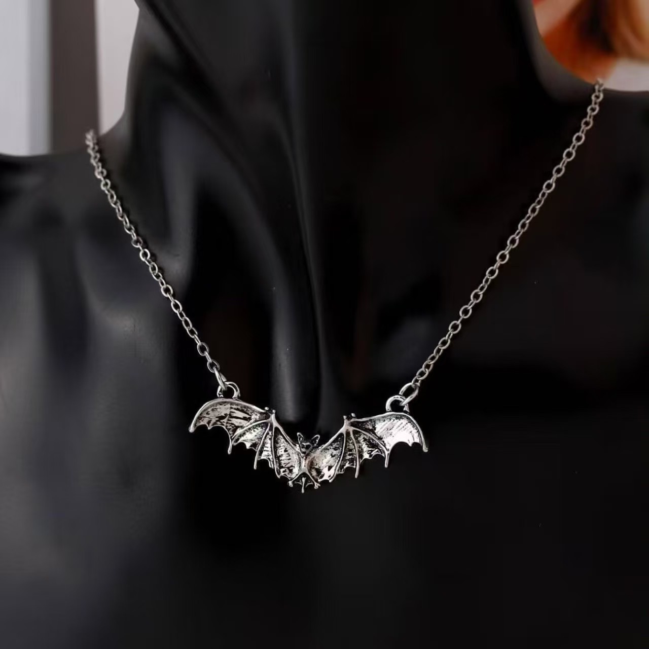 Retro necklace