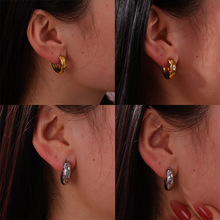 �羳INS����W��������ʯ��â��18K��߼��ٴ�^�r�ļ����۶�