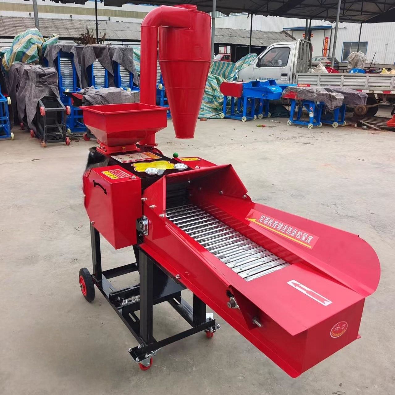 Máquina doméstica de cría de ganado y ovejas de hierba de alimentación diesel, máquina de molienda y molienda de alambre, máquina de molienda de hierba, otros