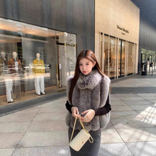 UN同款雪境霜色新款芬兰进口狐狸毛马甲2025冬皮草背心显瘦百搭女